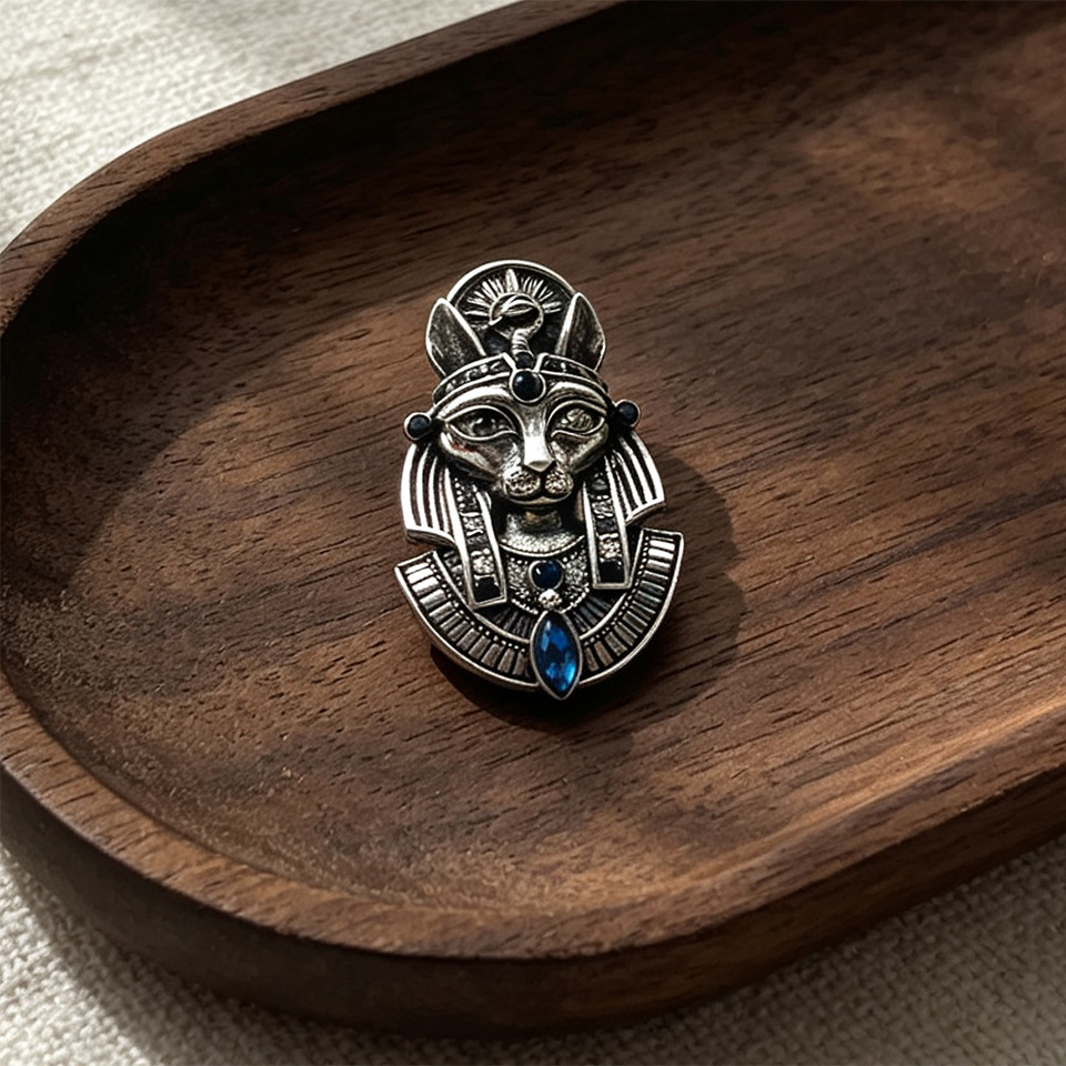 Broche de lapela com acabament - Cosplay Props avaliação e preço